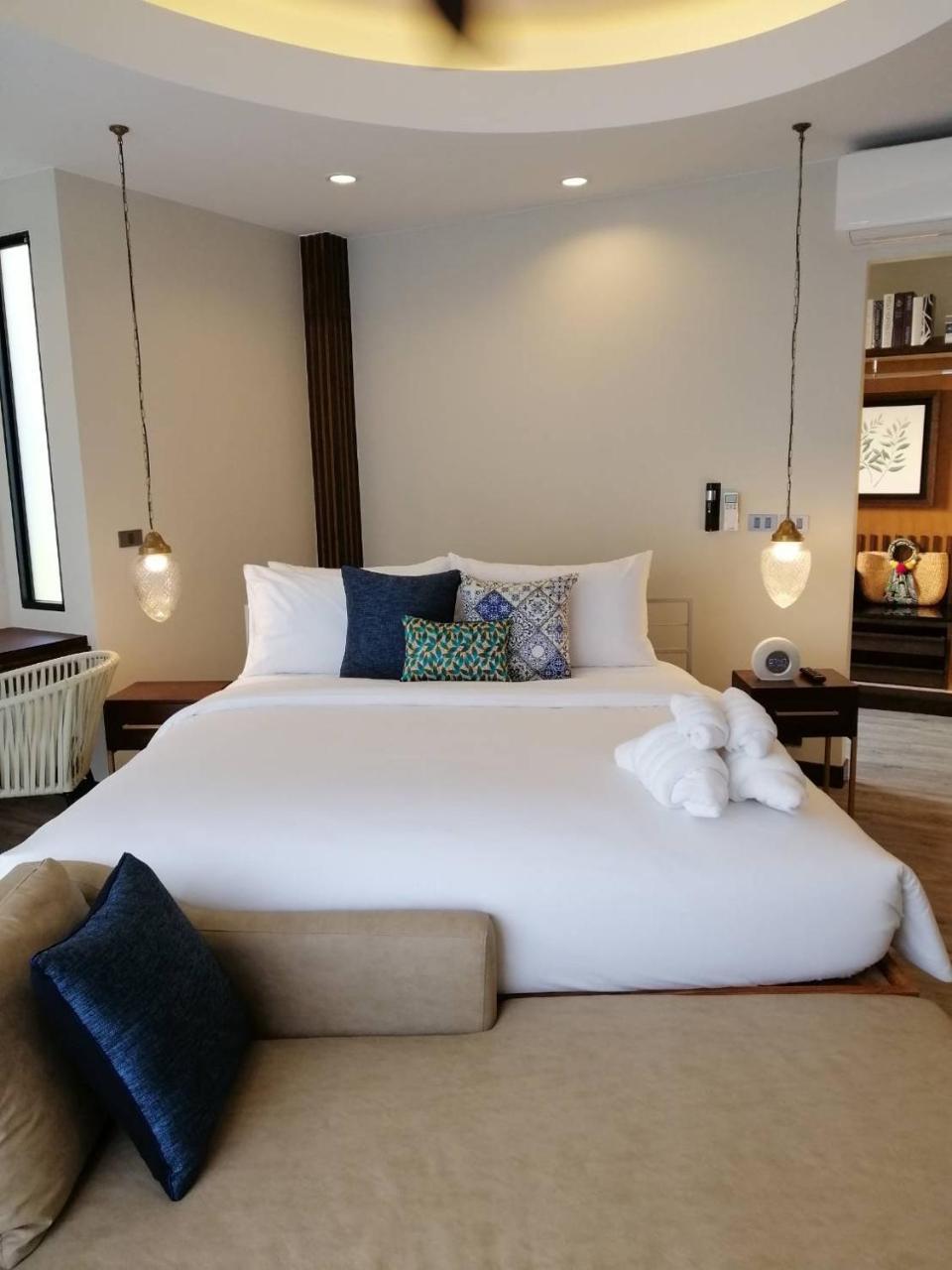 Tungtong Beach Villas Thap Sakae Eksteriør billede